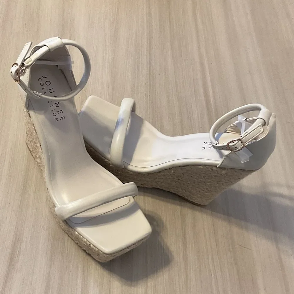 Journee Collection Olesia Women's Ivory Heeled Sandals